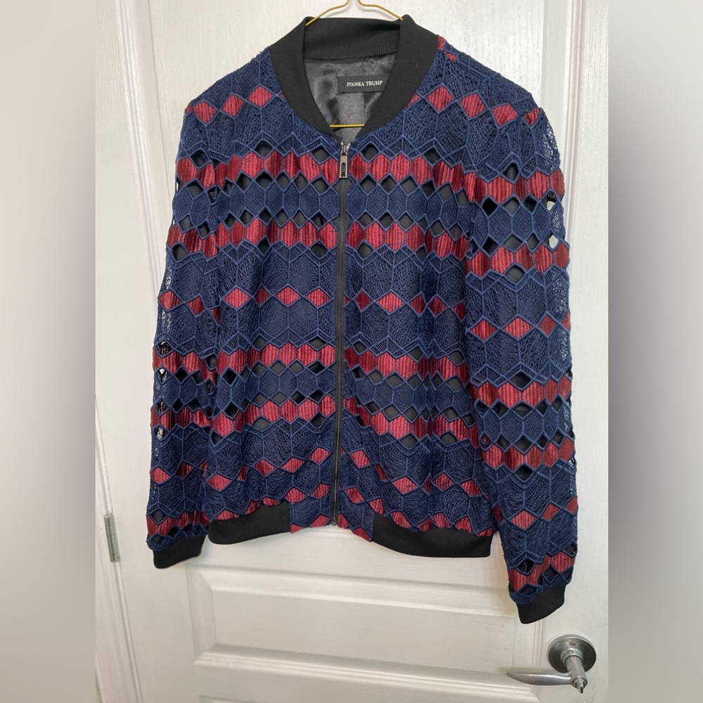 Ivanka Trump Women’s Blk/Red/Blue Zip Up Fully Lined Jacket Size 8. NWT!